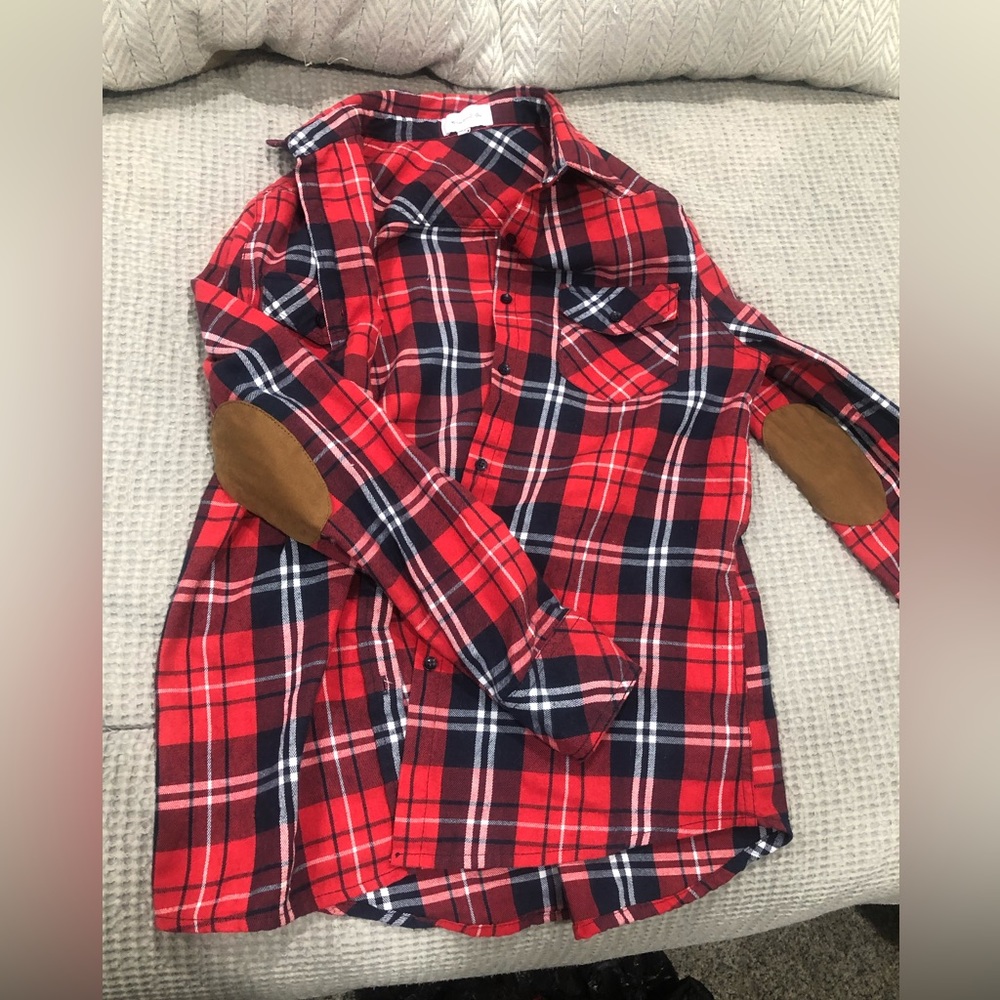 Size medium flannel shirt